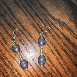 Gold stemmed earrings